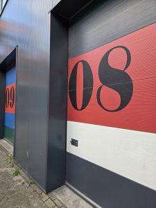 Schadeherstel zetwerk overheaddeur